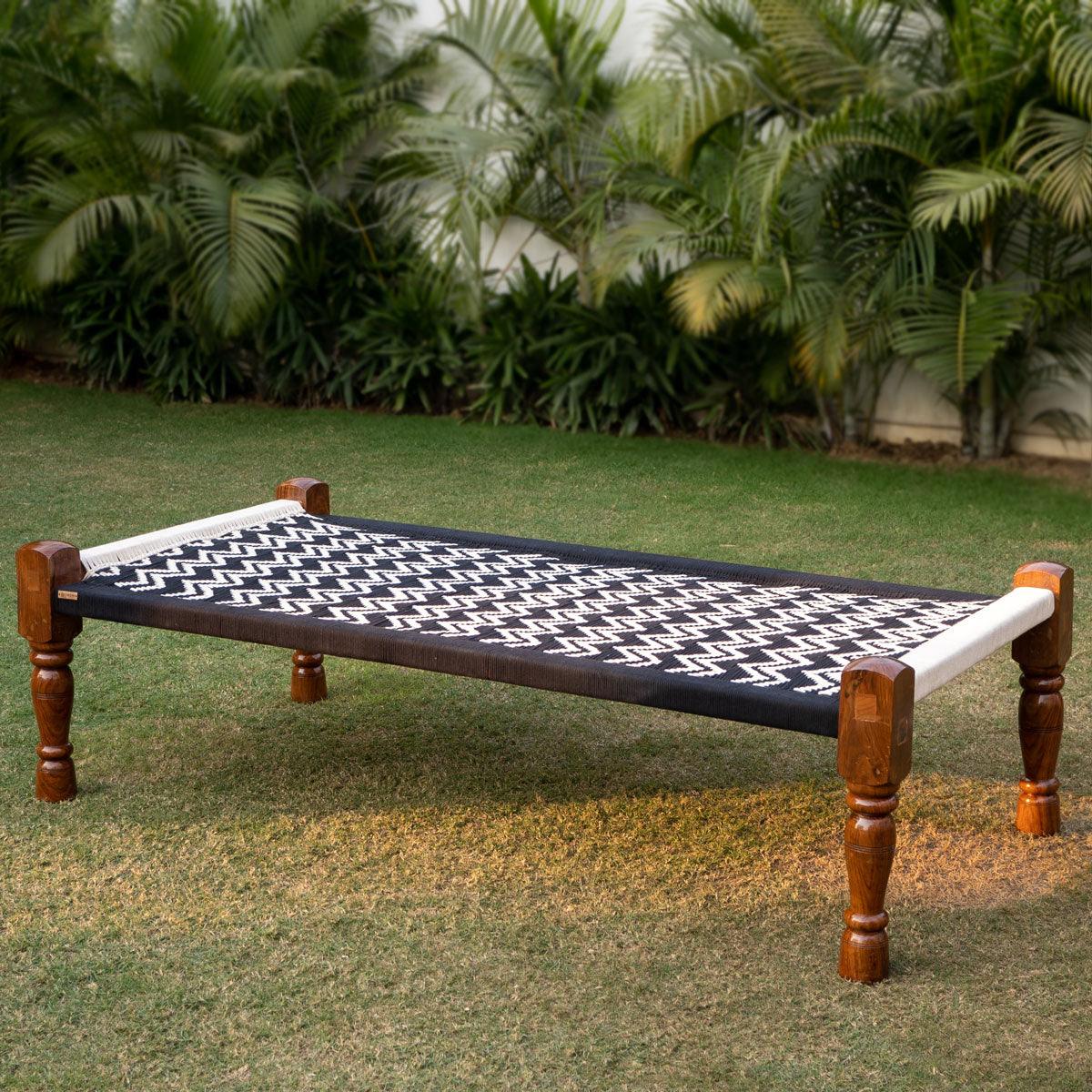 Double Wave Cotton Charpai - Sirohi.org - Purpose_Indoor Seating, Purpose_Outdoor Seating, Rope Material_Recycled Cotton