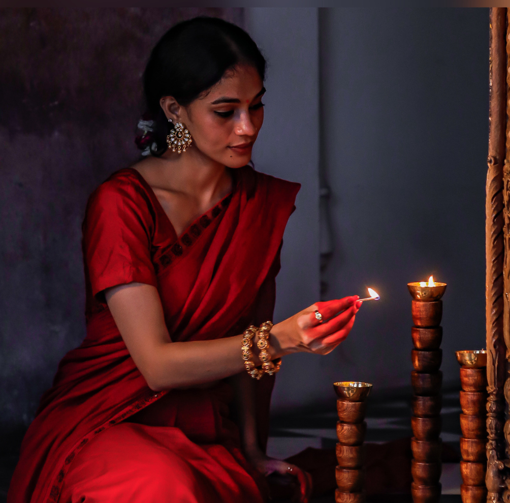 Dia - Illuminating Heritage | Candlestands