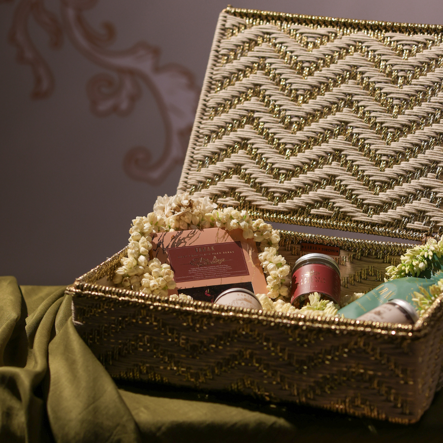 Gretchen - Classic Trousseau Box