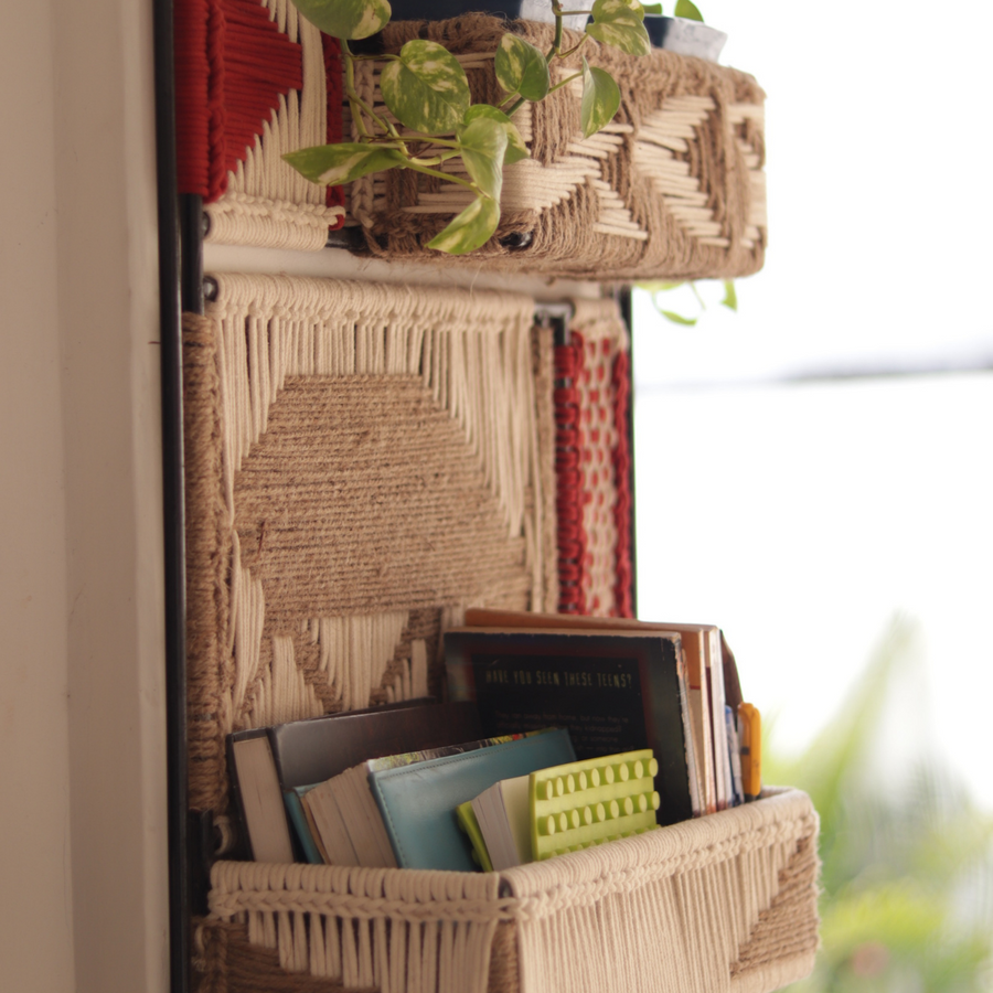 Beige Bull Red Cotton Wall Organizer