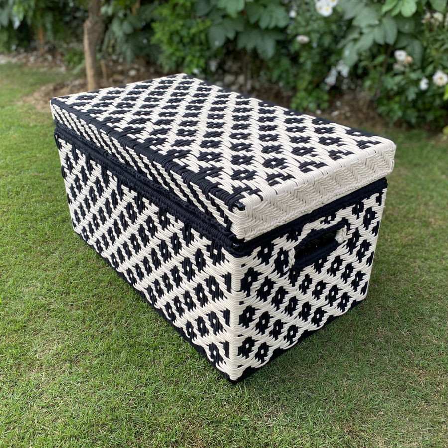 Ikkat Black & White Cotton Trunk