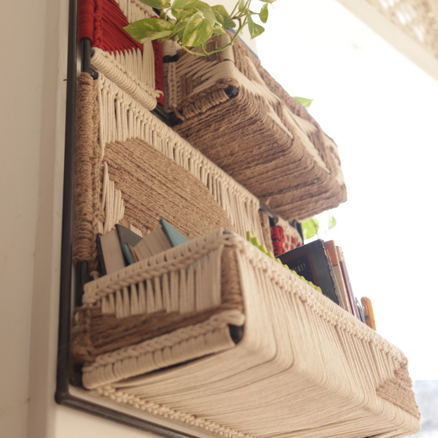 Beige Bull Red Cotton Wall Organizer