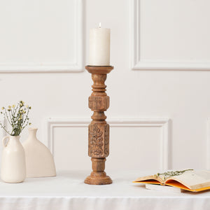 Elara Candlestand