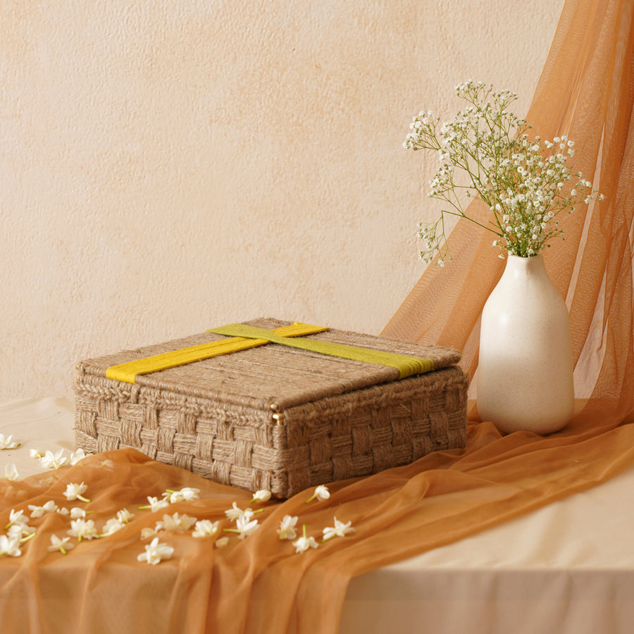 The Wonder Wrap Gift Box