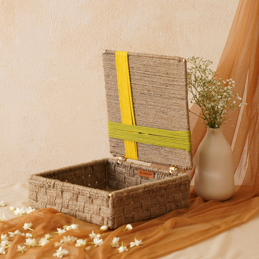 The Wonder Wrap Gift Box