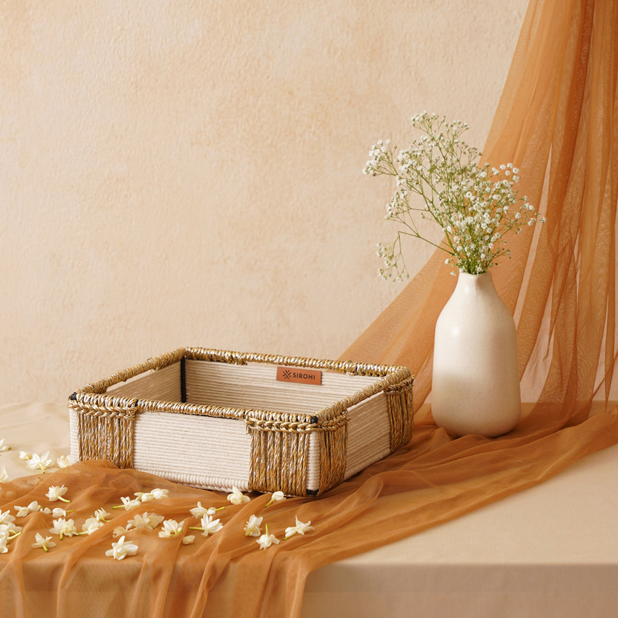 Nest & Nook Gift Tray