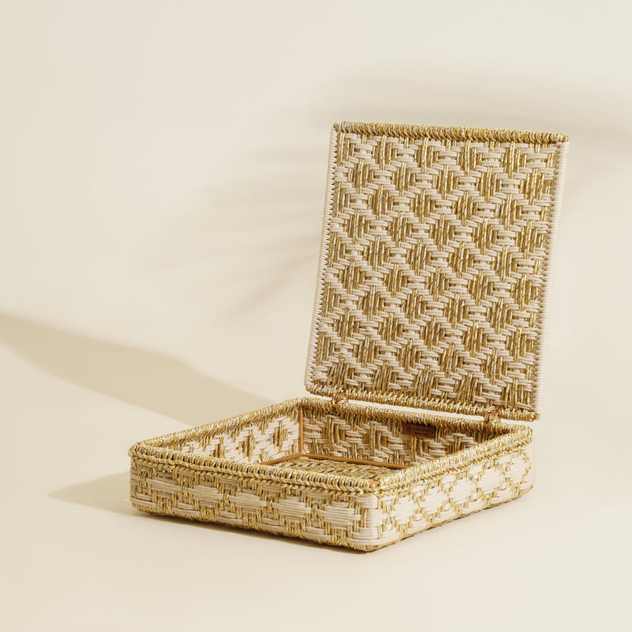 Taara Gifting Box
