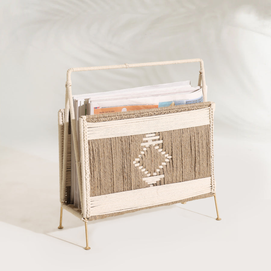 Emaline Newspaper stand