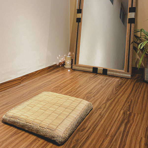 Nirvana Nest - Meditation Cushion