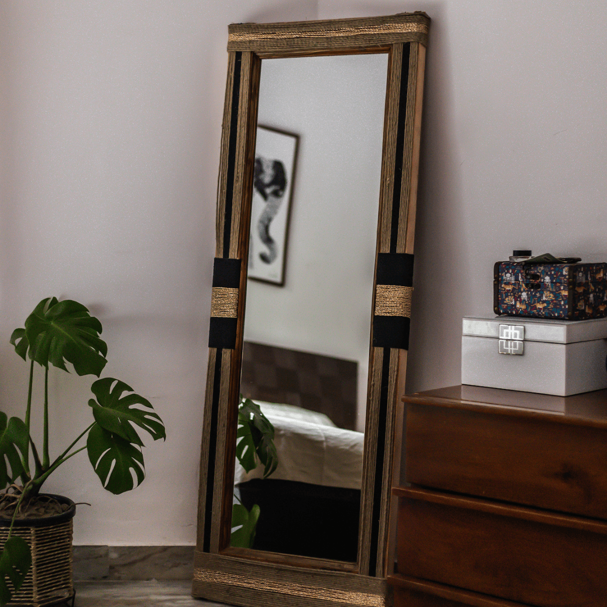 Regalis Jute & Cotton Mirror - Sirohi.org - Colour_Gold, Purpose_Home Accessory, Rope Material_Natural Jute Fibre, Rope Material_Plastic Waste, Rope Material_Recycled Cotton