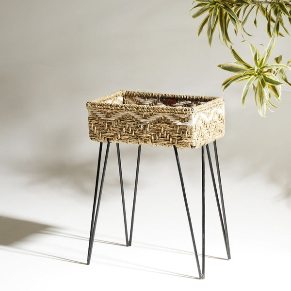 Dylan - Contemporary Organizer - Box Stand