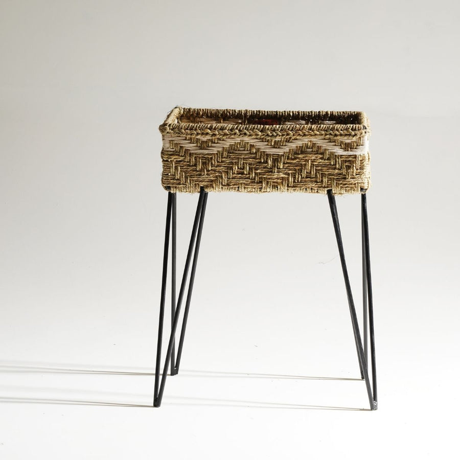 Dylan - Contemporary Organizer - Box Stand
