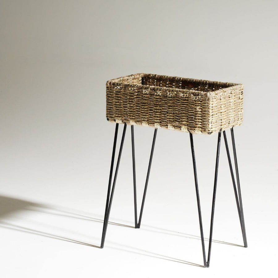Faye - Contemporary Organizer - Box Stand