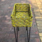 flamingo box stand